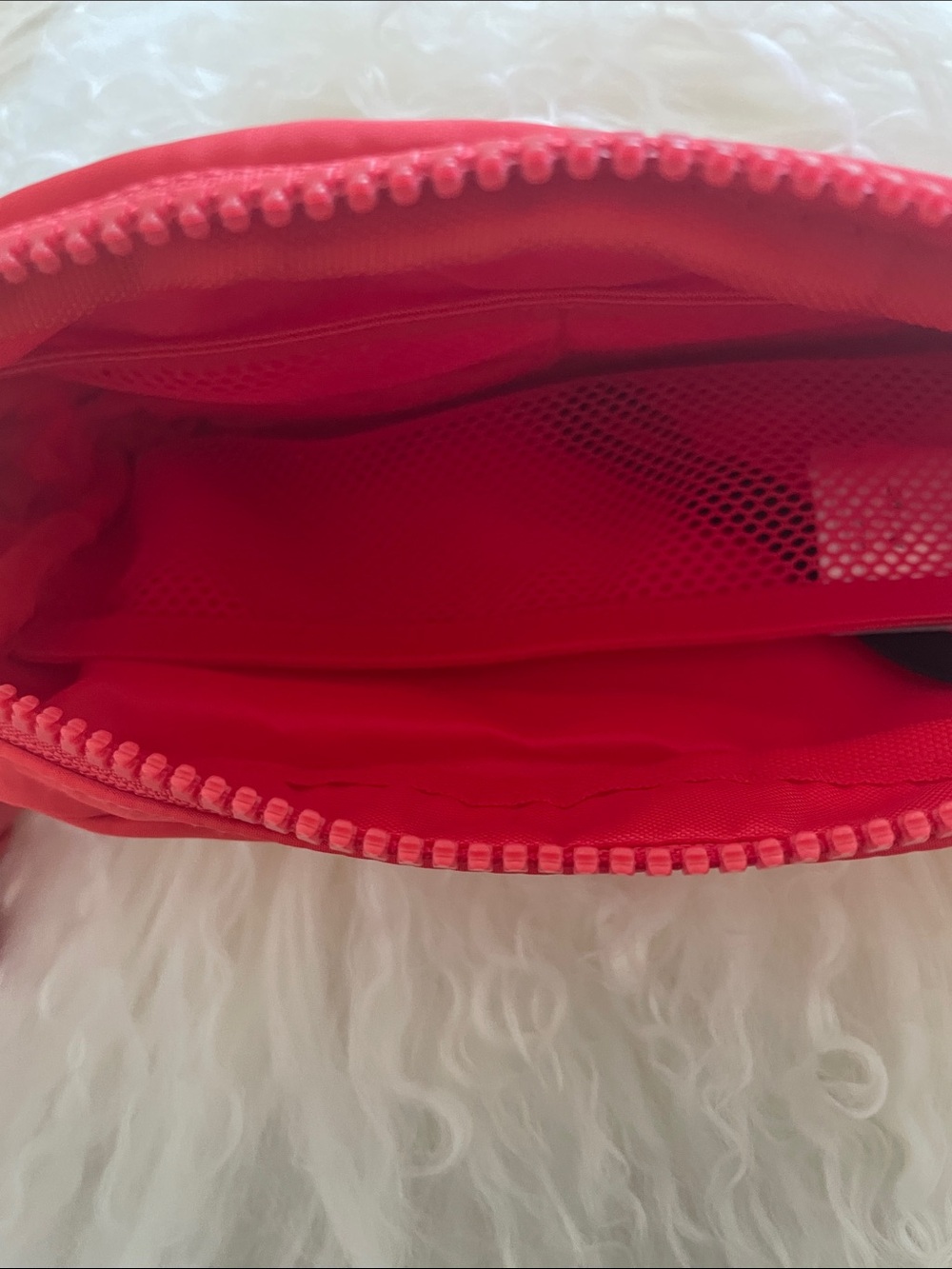 ❤️LOLE Belt Bag Crossbody - Picture 4 of 12